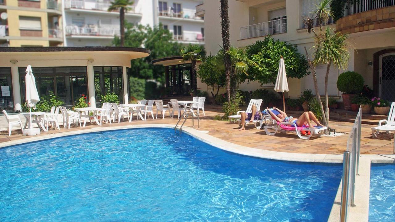 Mireia Hotel *